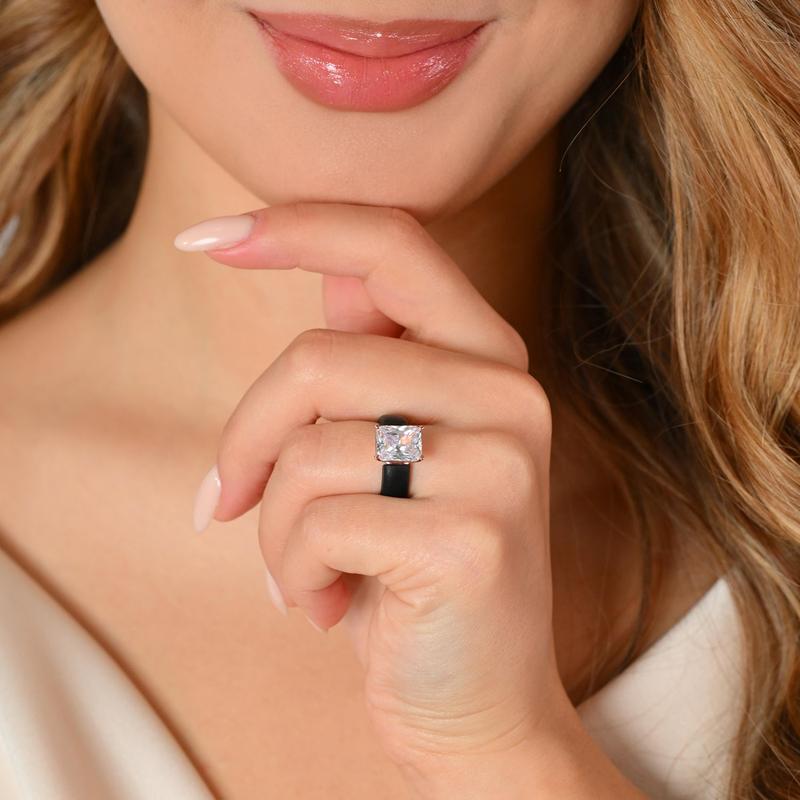 💎Silicone Ring – Emerald Cut CZ